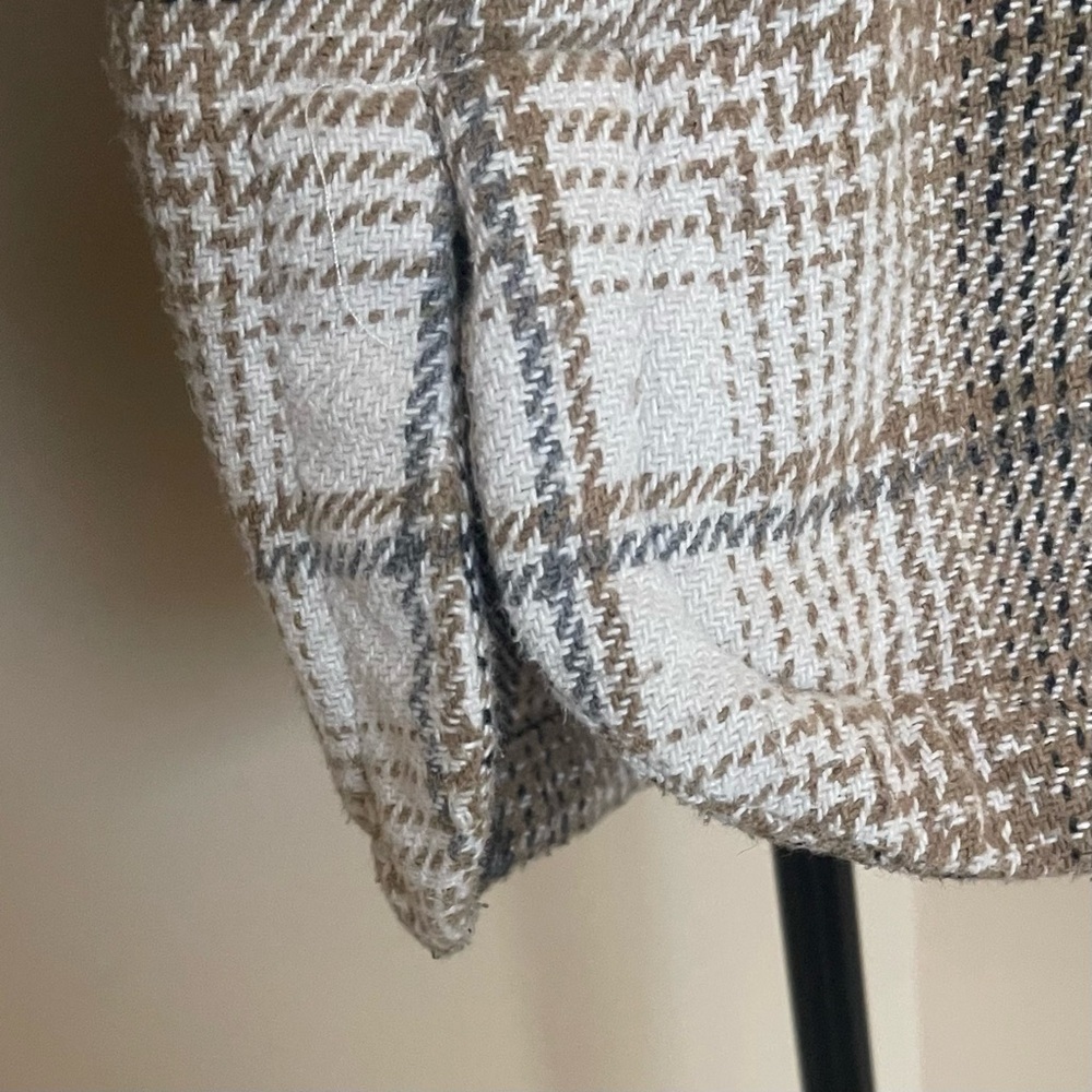 Madewell Flannel Button-Up Shirt-Jacket in Plaid - Picture 8 of 11